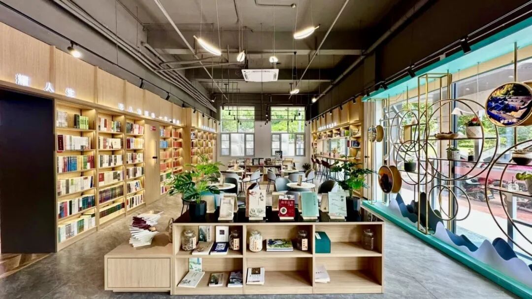 1763081163349067609.jpg 17.jpg